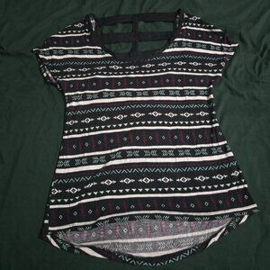 Empyre Small Black and White Aztec Short Sleeve Top